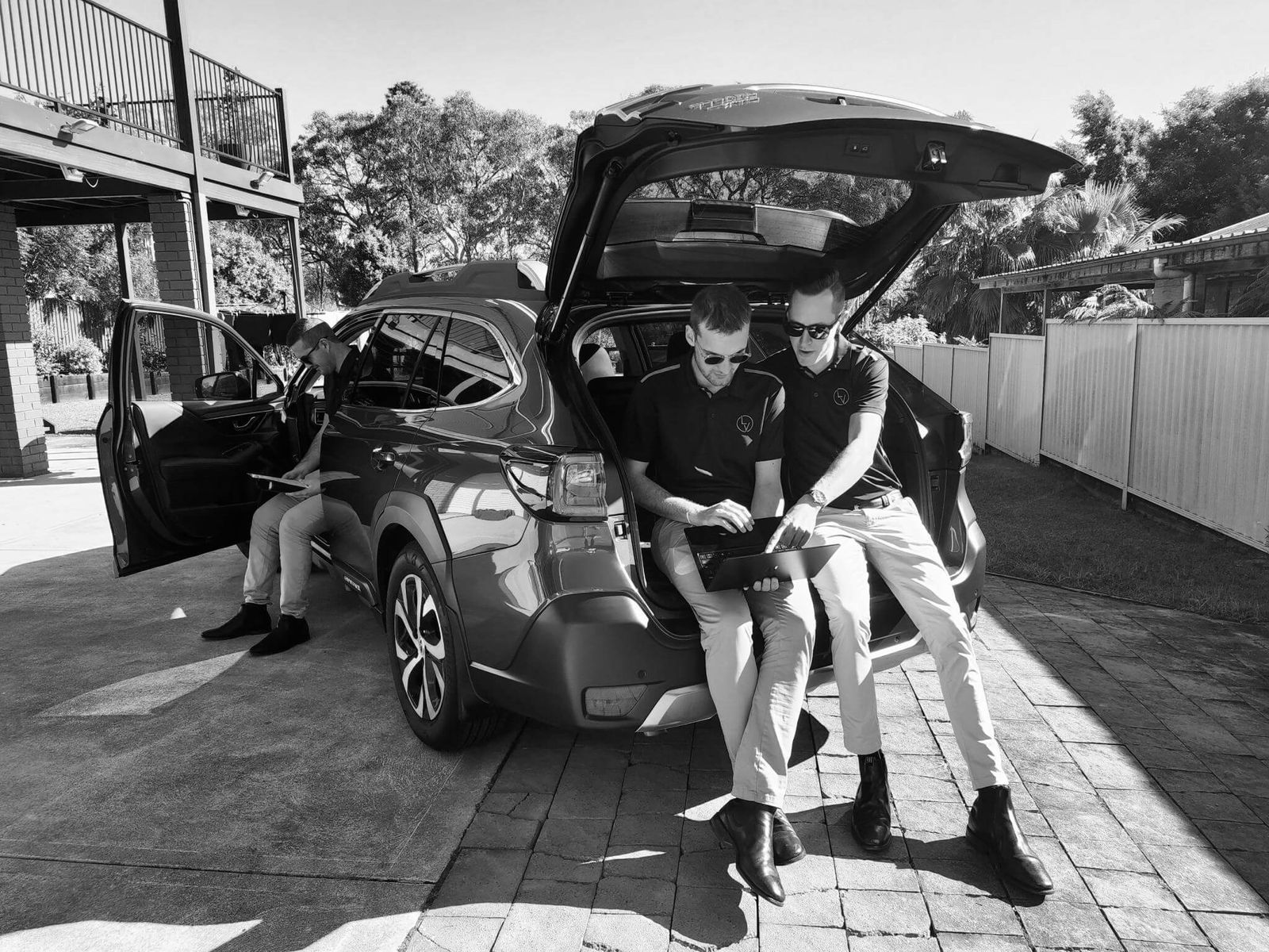 Making it easy to sell your vehicle LV Motor Holdings